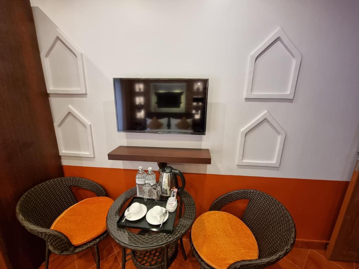 Chautari Boutique Hotel Покхара Екстер'єр фото
