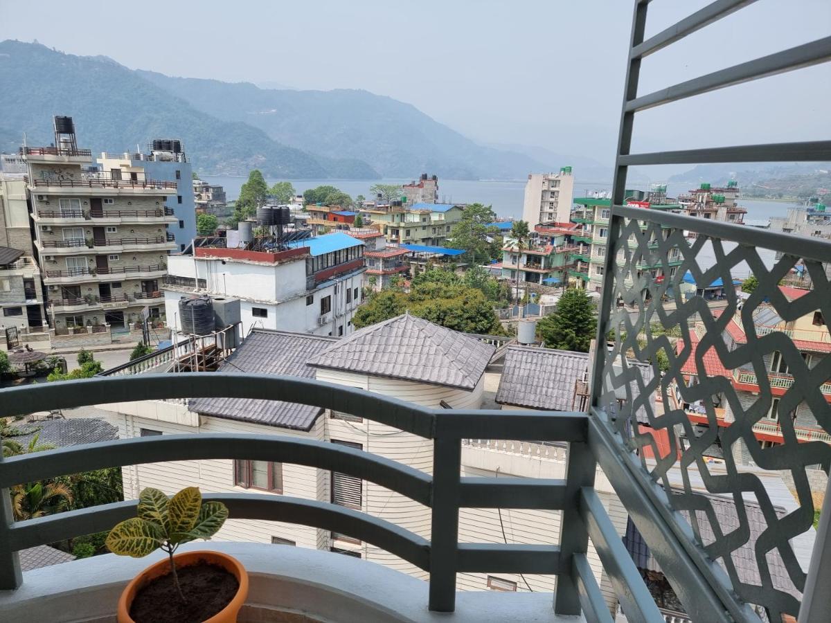 Chautari Boutique Hotel Покхара Екстер'єр фото