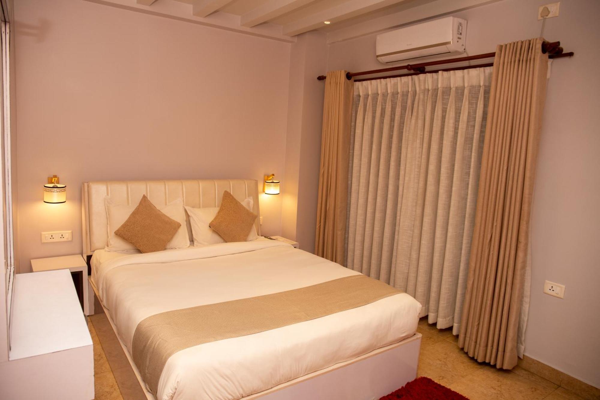 Chautari Boutique Hotel Покхара Екстер'єр фото