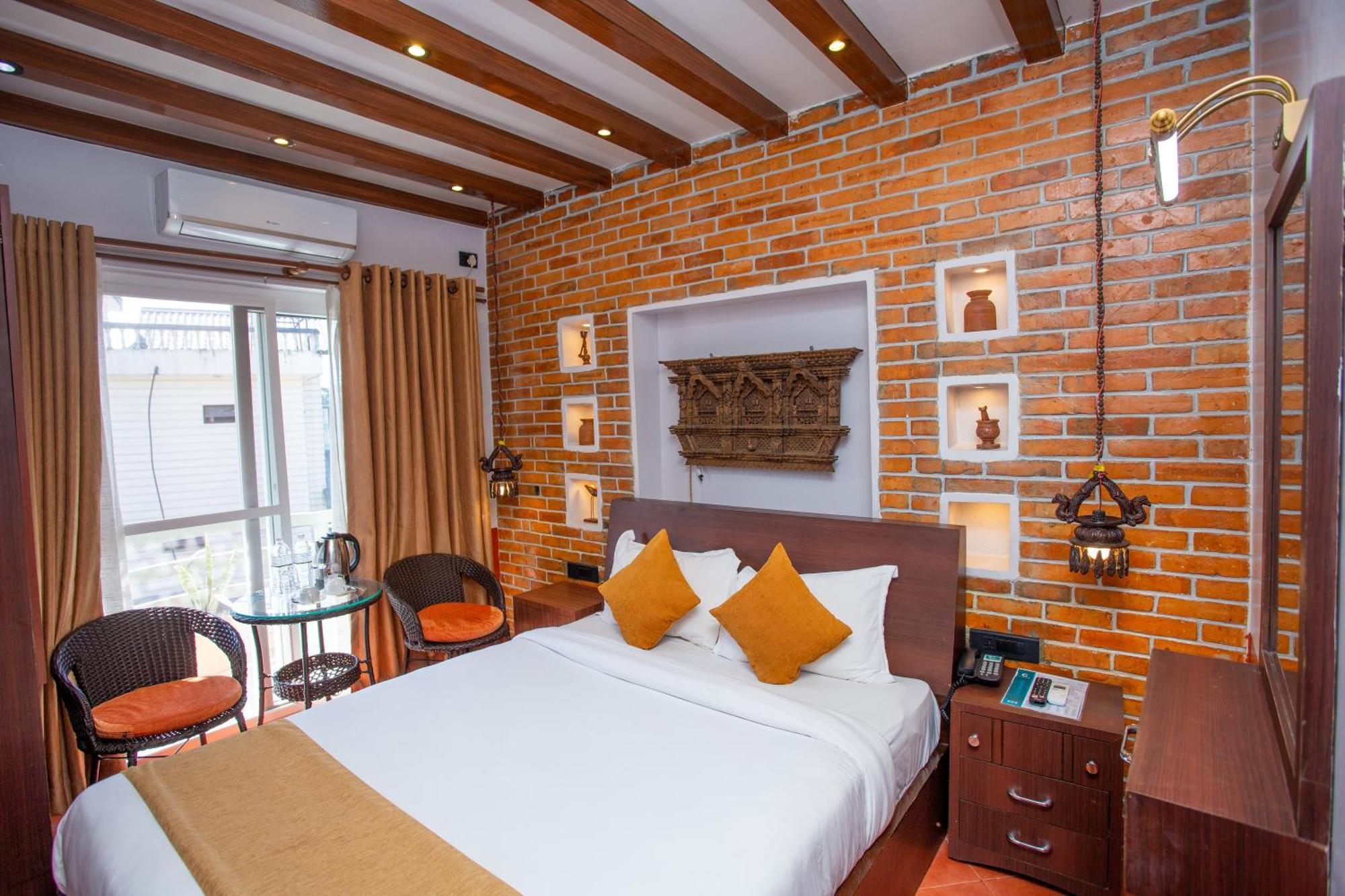 Chautari Boutique Hotel Покхара Екстер'єр фото