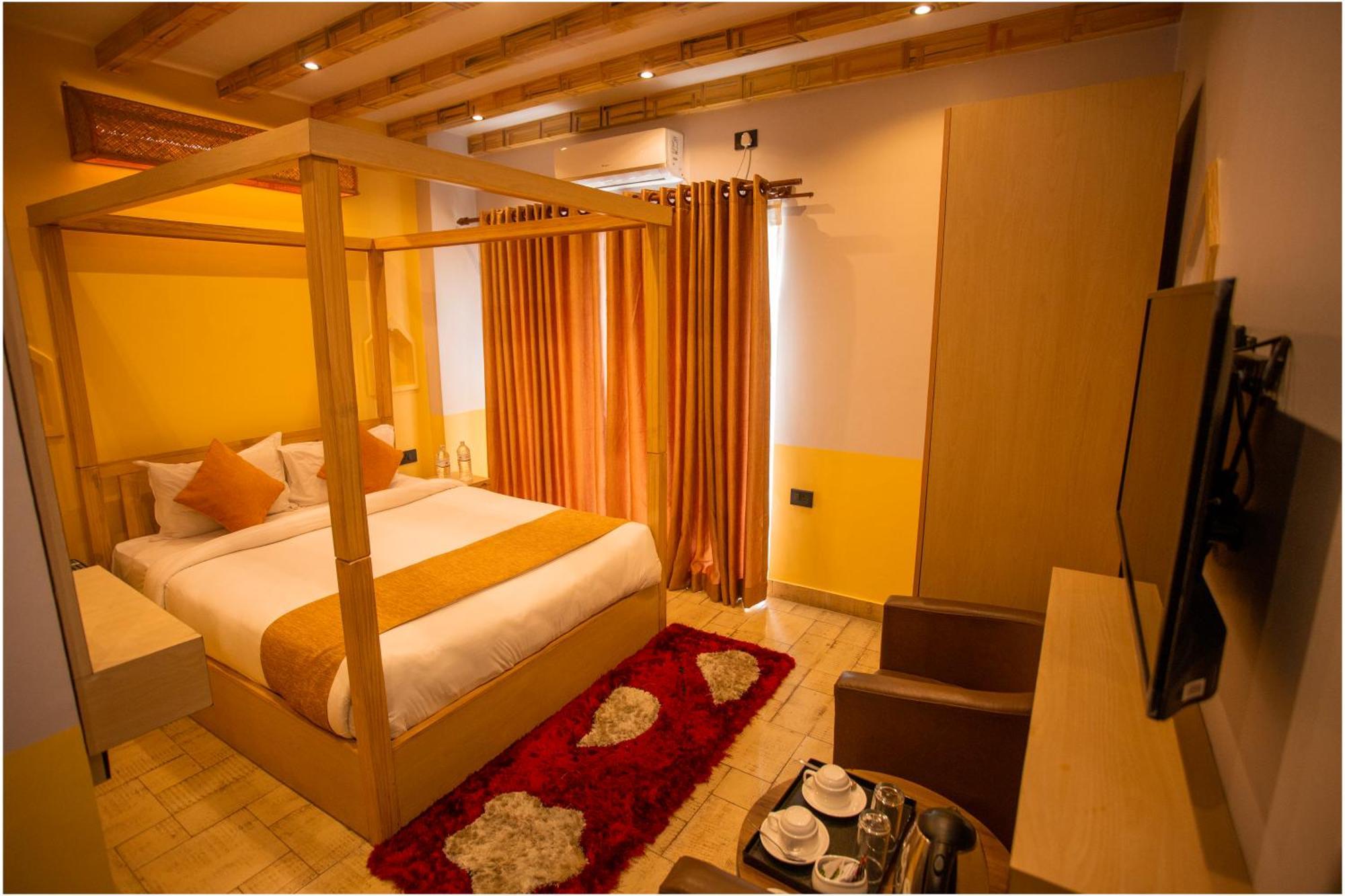 Chautari Boutique Hotel Покхара Екстер'єр фото