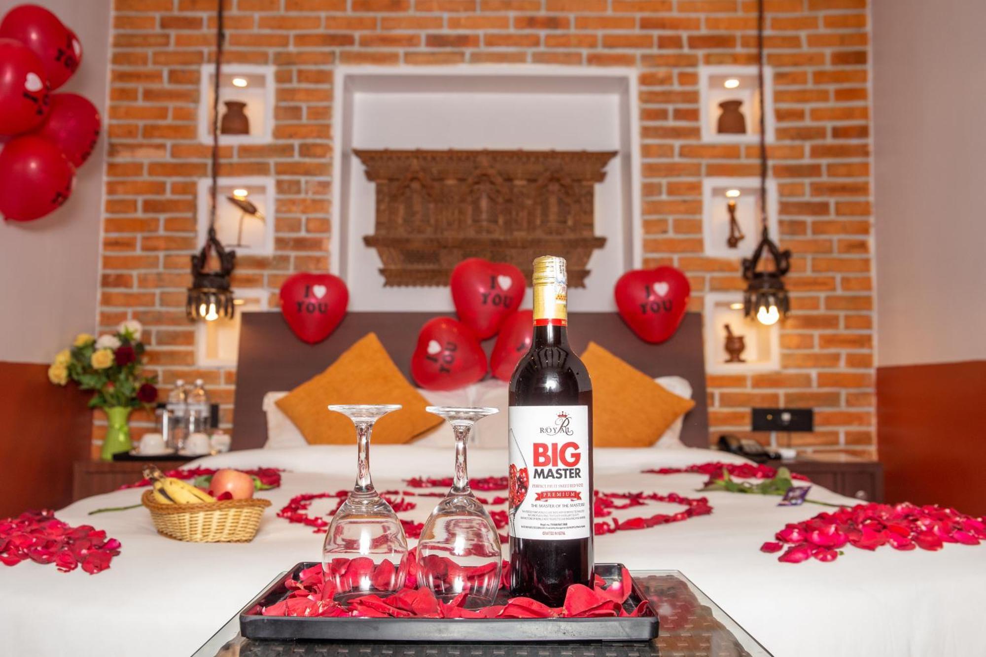 Chautari Boutique Hotel Покхара Екстер'єр фото