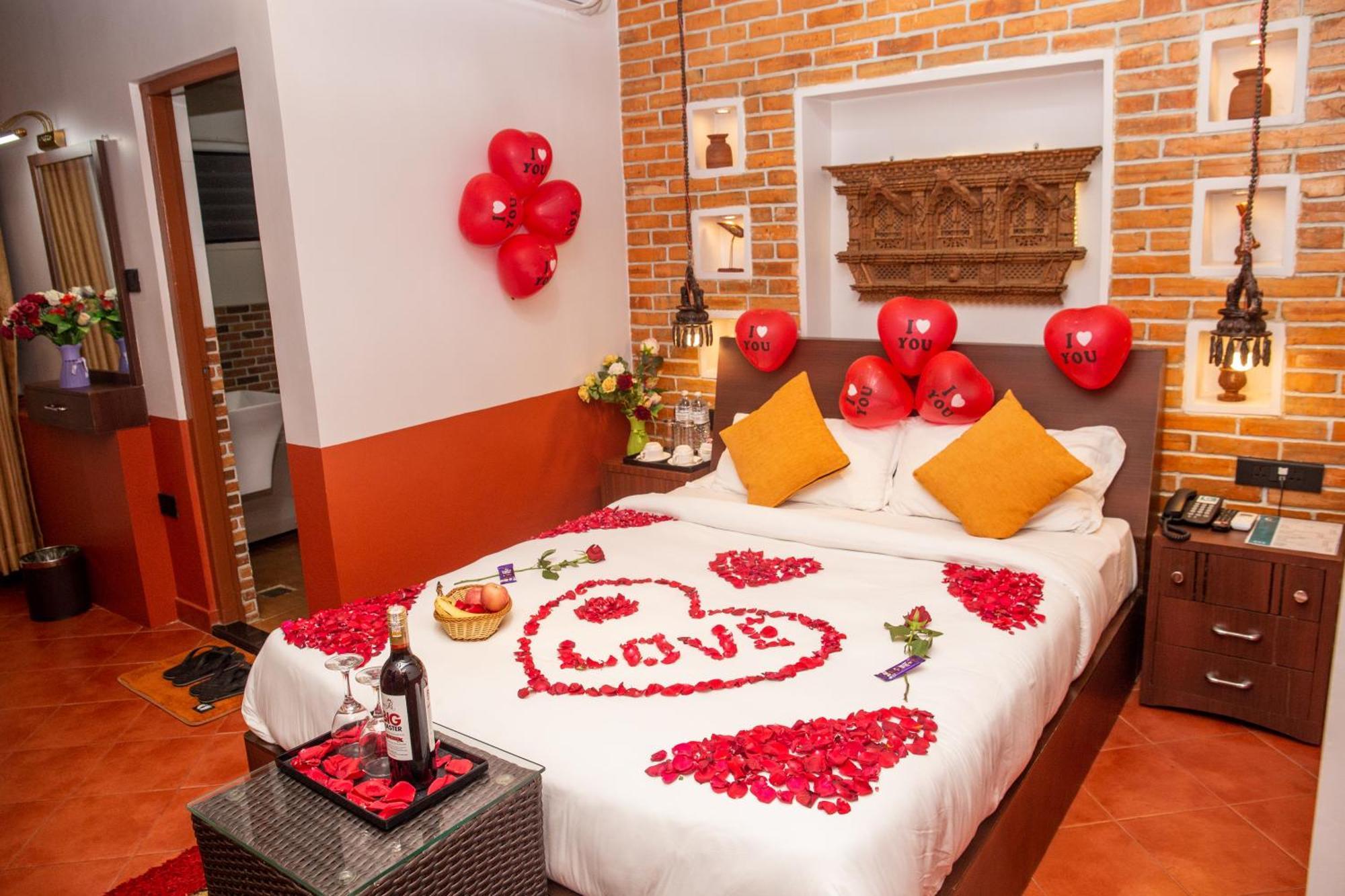 Chautari Boutique Hotel Покхара Екстер'єр фото