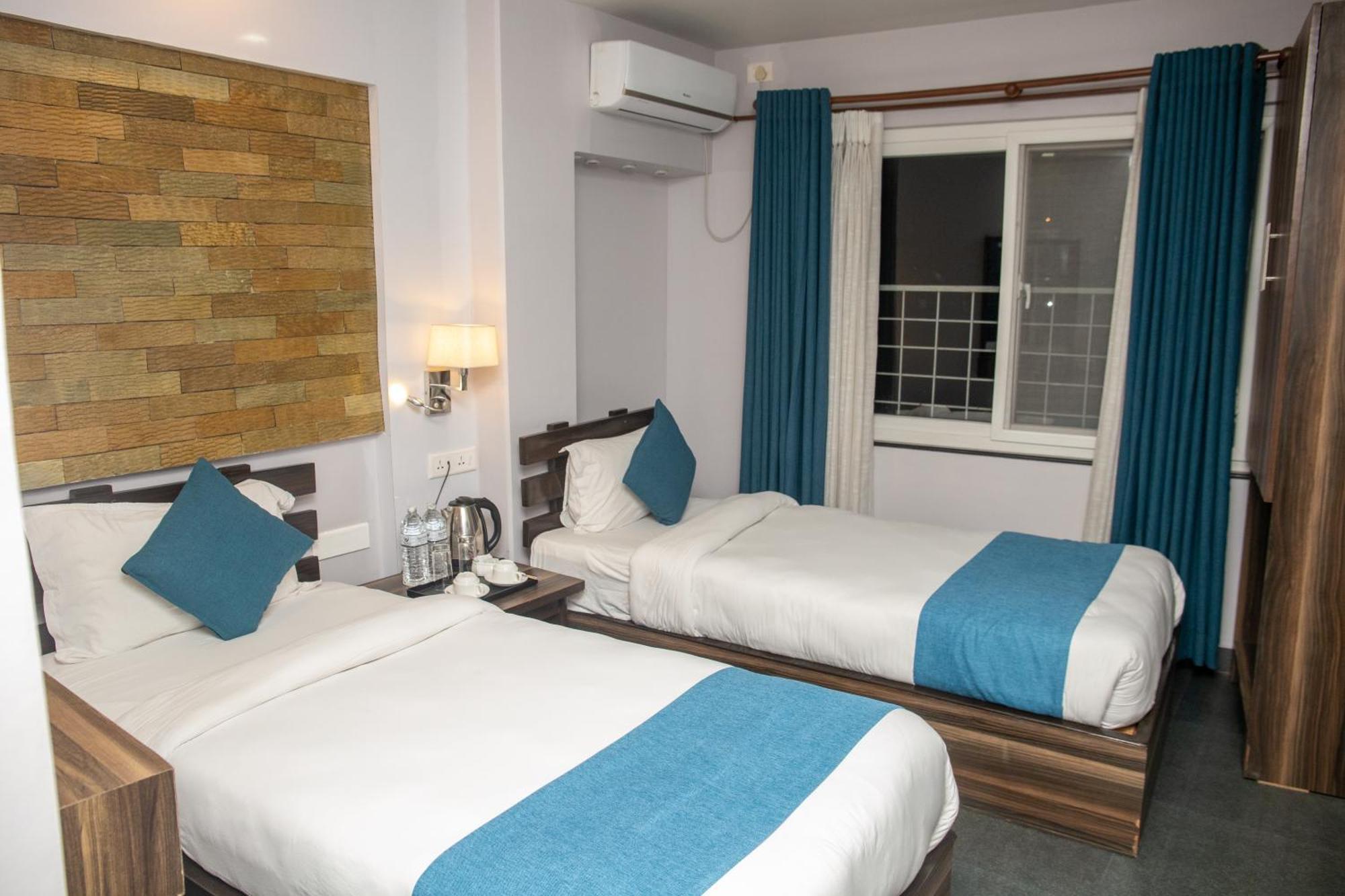 Chautari Boutique Hotel Покхара Екстер'єр фото