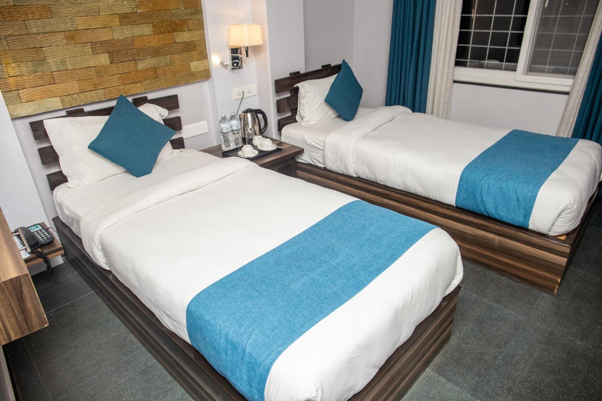 Chautari Boutique Hotel Покхара Екстер'єр фото