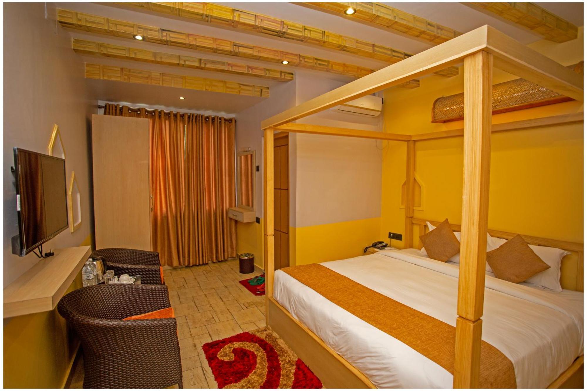 Chautari Boutique Hotel Покхара Екстер'єр фото